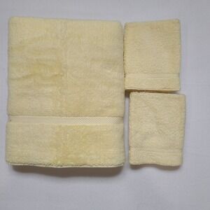 Vintage Fieldcrest Royal Velvet 1 Bath Towel 2 Wash Cloths Yellow